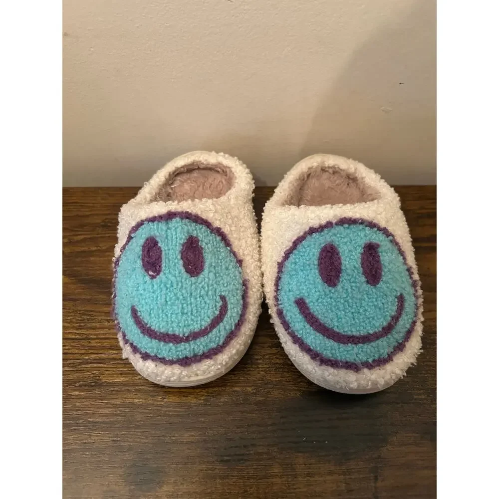 Retro Fuzzy Smiley Face Slippers Cream Teal Turquoise Purple Kids Sz 9.5 Cozy